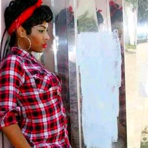 Meet your Posher, Monica